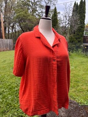 Old Navy Button-Down Gauze Shirt in Vibrant Red-Orange